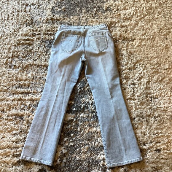 Chico's Platinum Jeans Bootcut Light Blue Stretch Denim Women’s Size 0 Short - Picture 6 of 8